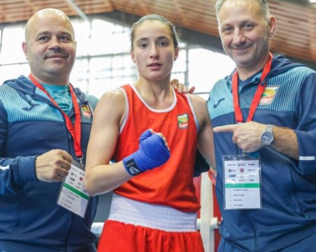 Пловдивчанка си осигури медал от Европейското по бокс