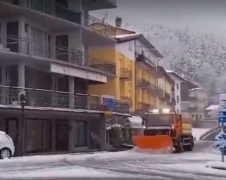 Половин метър сняг падна във високите части на Италия
