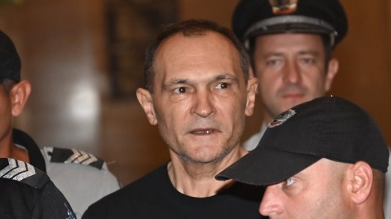 Хазартното дело срещу Васил Божков влезе в съда