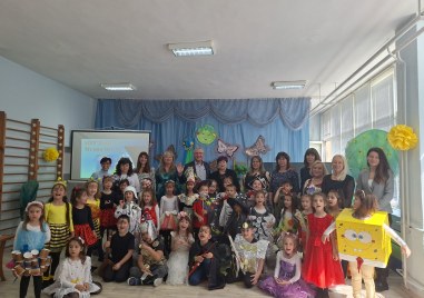 Детска градина Биляна отбеляза днес Деня на Земята със специално
