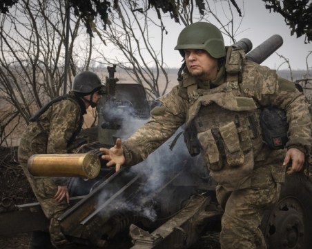 Москва твърди, че е ударила влак, превозващ западни оръжия за Украйна