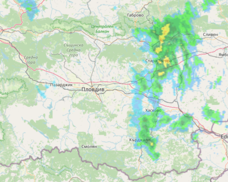 Буря и обилни валежи приближават към Пловдив
