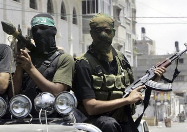 Хамас проучва предложението на Израел за 40 дневно примирие във войната в ивицата Газа В замяна на прекратяването на огъня се