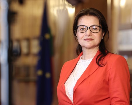 Росица Кирова: Надявам се следващата седмица да няма заседание на Народното събрание