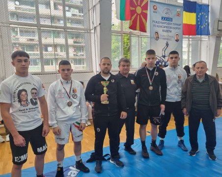 Класиците на Локомотив с медали от турнир в Кюстендил