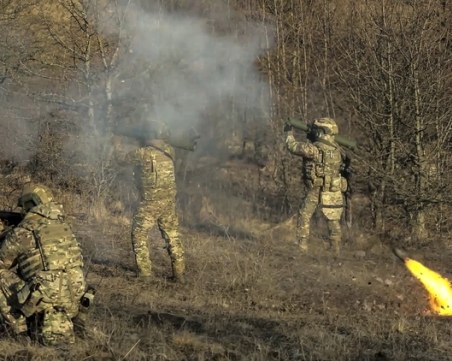Руската армия твърди, че е превзела село Очеретине в Източна Украйна