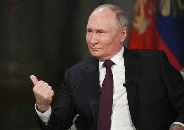 Президентът Владимир Путин е наредил на руските военни да проведат учения за подготовка и използване на ядрени оръжия съобщи руското Министерство