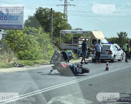 Катастрофа с моторист блокира движението по пътя Карлово – Пловдив