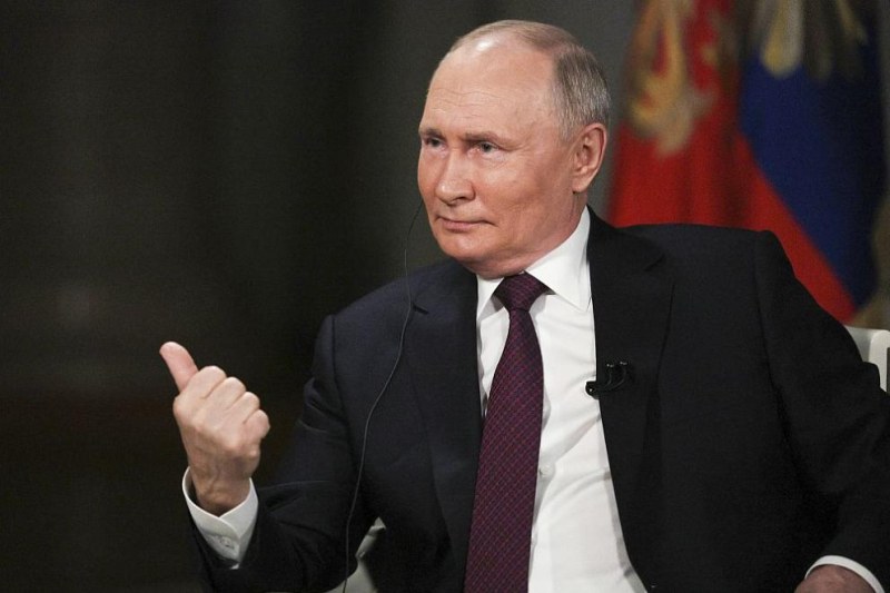 Путин разпореди учения за използване на ядрени оръжия в близост до Украйна
