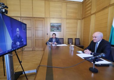 Премиерът Димитър Главчев проведе видеоконферентен разговор с украинския си колега