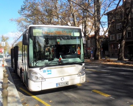 Четири автобуса с променен маршрут след затварянето на бул. „Хаджи Димитър”