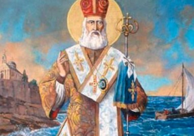 Днес Православната църква отбелязва т нар Летен Никулден На този ден