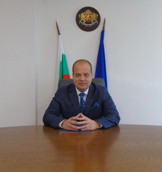 Областният управител на Пловдив поздрави гражданите послучай Деня на Европа.