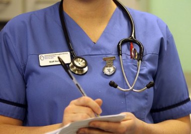 Държавата да определи минимален брой медицински сестри във всяка лечебна