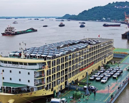 Китай е изнесъл 504 000 автомобила през април