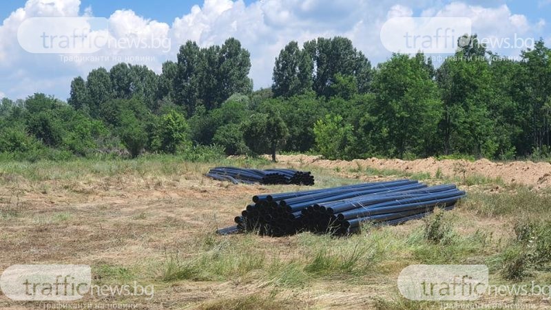 Четирима обраха нива в Стряма, взеха маркучи за 10 000лв.