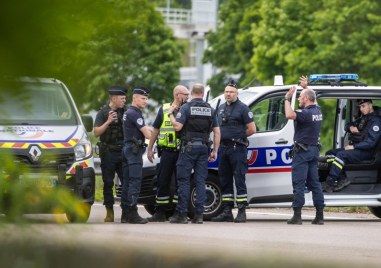 Истински екшън във Франция с избягал затворник се развива и