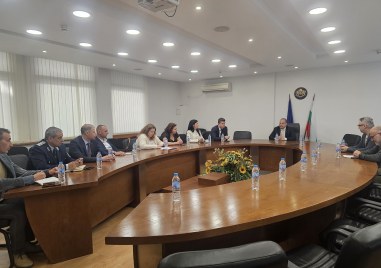 Областният управител на област Пловдив инж Илия Зюмбилев се срещна