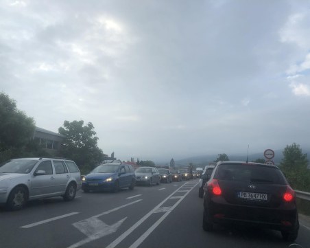 Лека катастрофа блокира Околовръстното на Пловдив