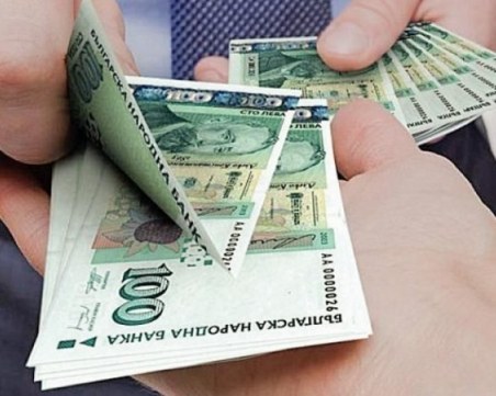 Резервирайте лятната ваканция, без да изхарчите спестяванията си