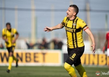 Националът Тодор Неделев ще влезе в историята на българския футбол