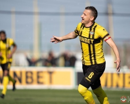 Тодор Неделев пред историческо постижение