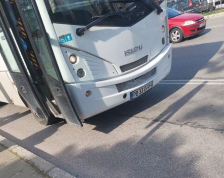 Водач изхвърли пътници от автобус в Пловдив, ОКТ започна проверка