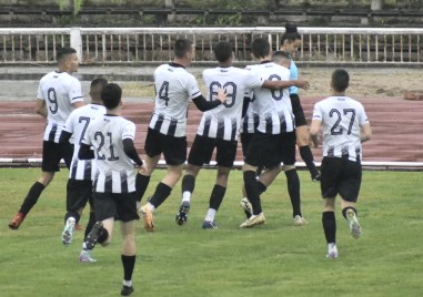 Вторият отбор на Локомотив надигра едноименния тим на Сливен с