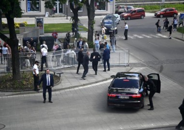 На покушителя който простреля словашкия премиер Роберт Фицо бе повдигнато обвинение