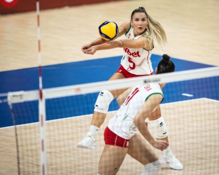 Волейболните националки паднаха от Япония