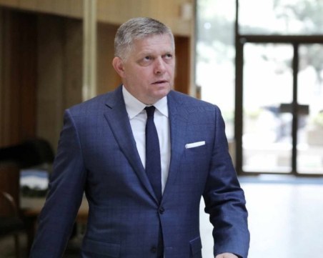 Премиерът на Словакия е претърпял втора операция, състоянието му все още е тежко