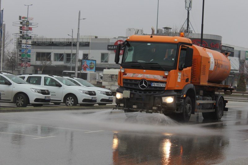 Мият пловдивските улици и през следващата седмица