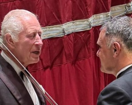 Чарлз III поздрави лично Васко Василев в Кралската опера