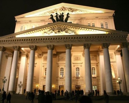 Над 1500 души са евакуирани от московския Болшой театър