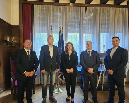 Областният управител на Пловдив инж. Илия Зюмбилев участва в „International Balkan Economic Summit” в Белград