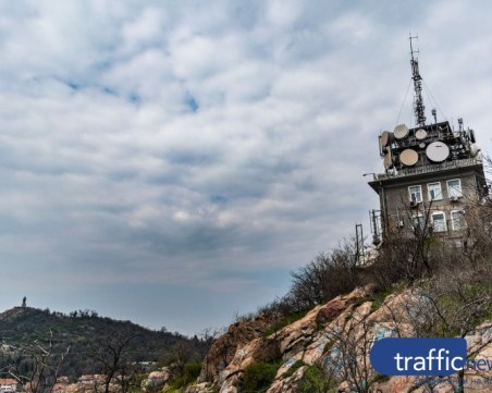 Разкъсана облачност и вероятност за валежи в Пловдив днес