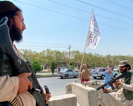 Убиха трима испански туристи в Афганистан