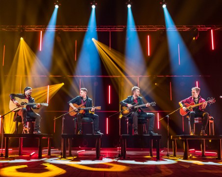 Италианският квартет 40 Fingers свири на Античния театър