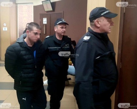 Непълнолетният Стойко, убил пастир край Пловдив за 60 лв., поиска преводач, защото не разбира съда