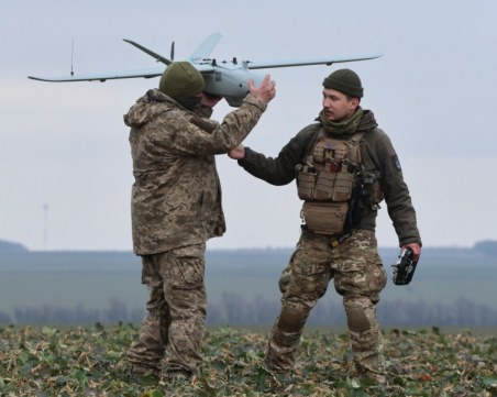 Въздушна тревога в седем града в Украйна, има ранени