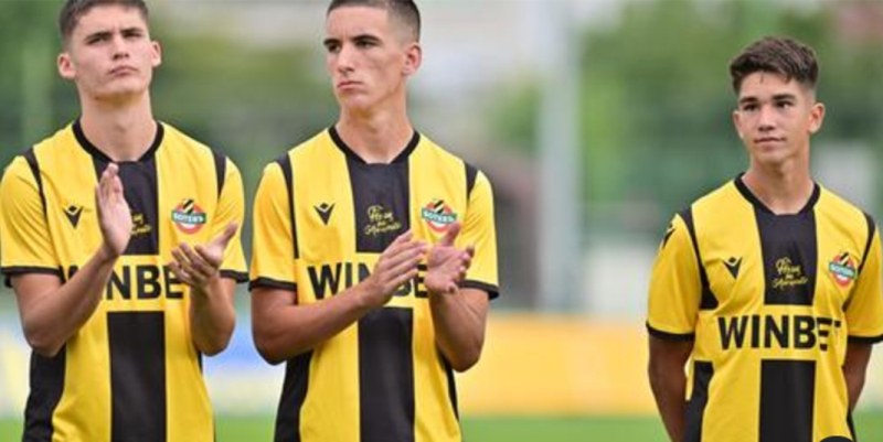 Четирима юноши на Ботев (Пловдив) бяха повикани за националния отбор