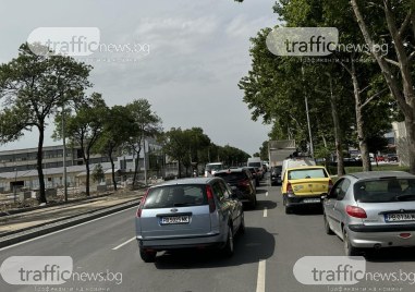 Самосвал блъсна моторист в Пловдив Инцидентът е станал на бул