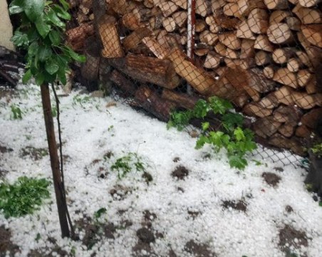 Градушка се изсипа във Велинград