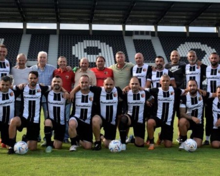 Ветераните на Локо и Ботев играят благотворителен мач в помощ на Георги