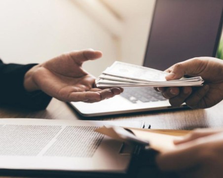 КНСБ: Най-малко 1080 лева трябва да бъде минималната заплата