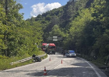 Румънец е загиналият моторист при тежката катастрофа в Хаинбоаз Това