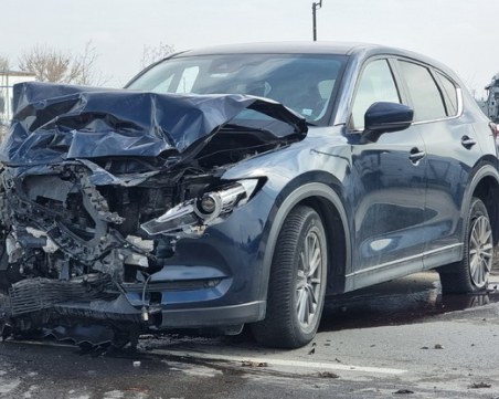 16 тежки катастрофи с 22-ма ранени само за денонощие в страната