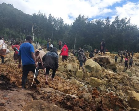 Над 670 души са загинали при свлачището в Папуа Нова Гвинея