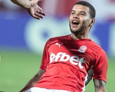 Ботев иска звездата на ЦСКА 1948