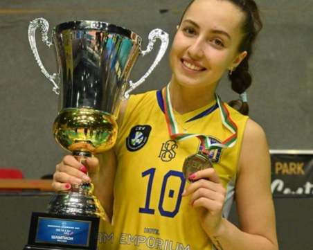 Виктория Коева остава в Марица и през новия сезон